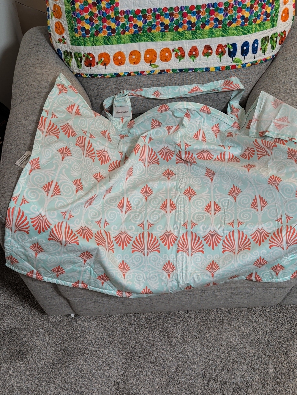 Bebe Au Lait Nursing Cover With Pockets And Structured Neckline